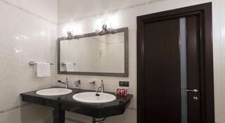 Гостиница Пегас Краснодар Люкс с гидромассажной ванной-5